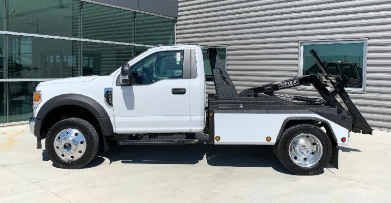 Used Tow Truck for Sale by Owner and Tips to Buy Safely