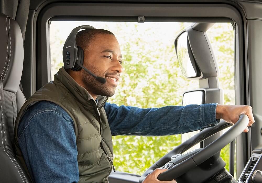 Best Bluetooth Headsets for Truckers: Top 5 Brands