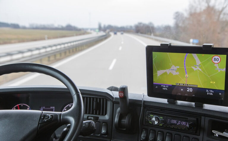 Best GPS Tracking for Semi Trucks: Enhancing Efficiency and Security on the Road