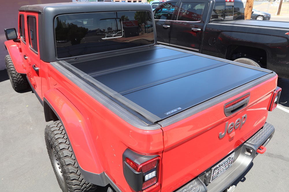 Jeep Gladiator Bed Cover for Ultimate Protection