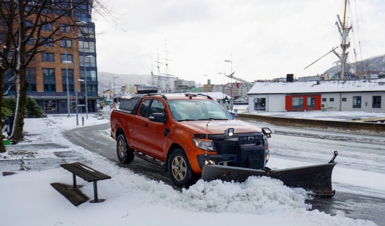 Snow Plow Trucks For Sale on Craigslist: Find the Perfect Vehicle for Winter.
